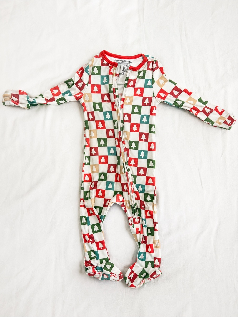 Copper Pearl 18-24m Holiday Tree Print Footed One-Piece Pajamas - Red/Green/Gold
